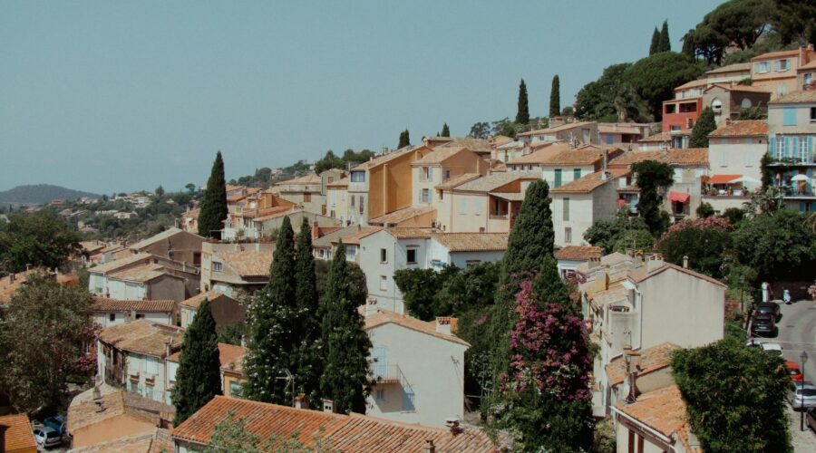 Perpignan : La Porte du Sud à Découvrir en Toute Saison